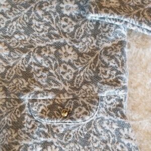 Janie and Jack Gray and White Patterned Top